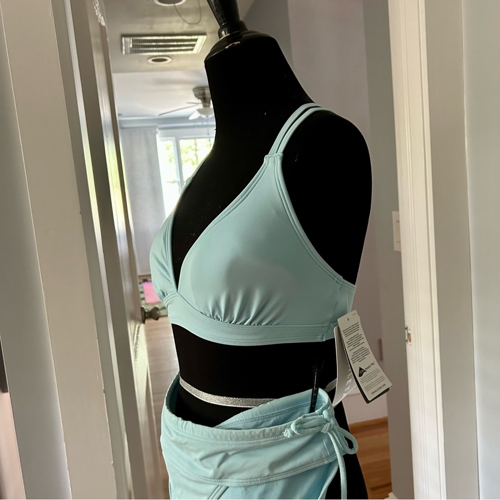 ATHLETA (SKY BLUE) Cross Strap Bikini TOP = SM | BOTTOM = MED - Picture 11 of 16